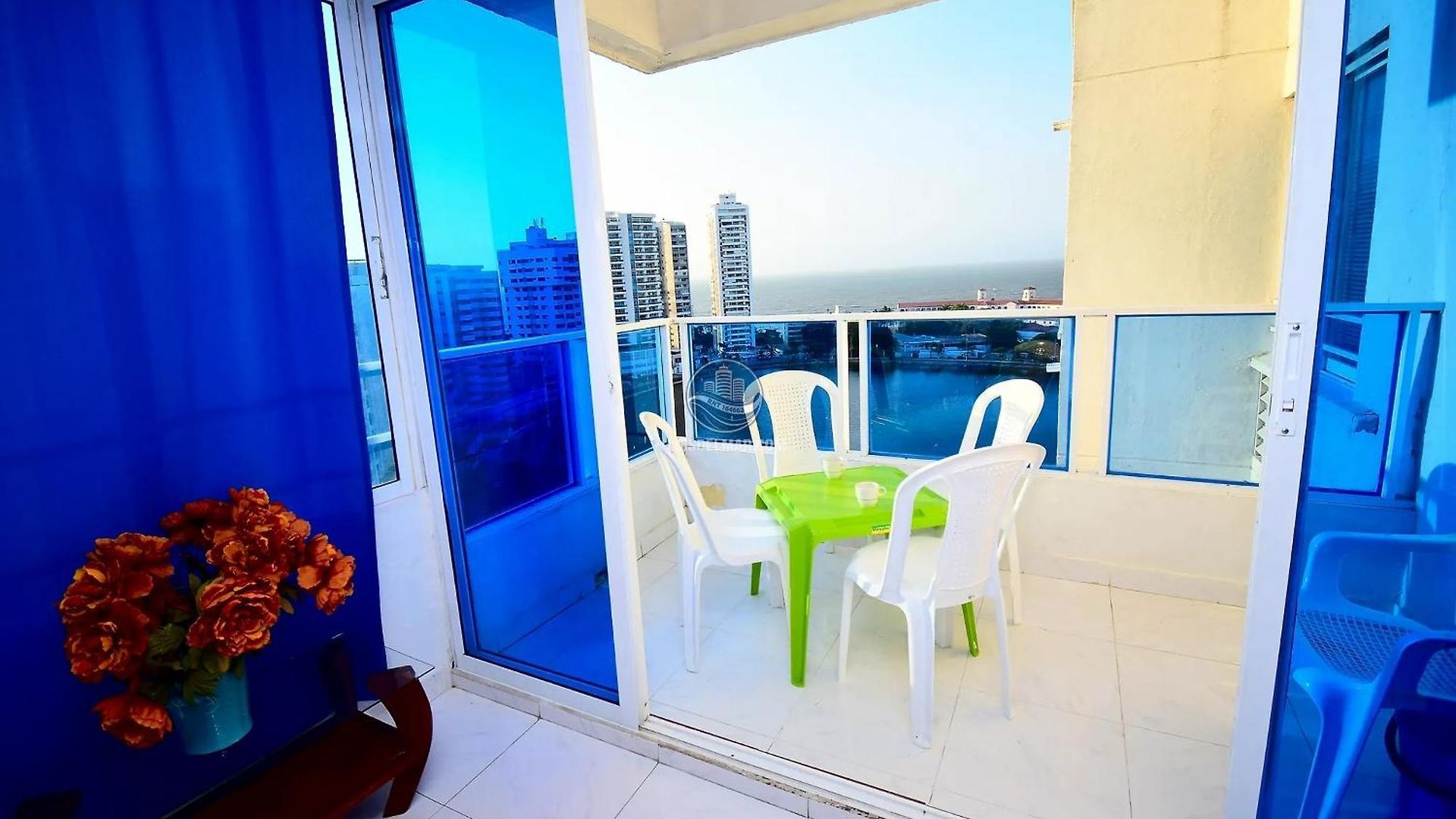 Luis Del Mar - Edificio Nuevo Conquistador Cartagena