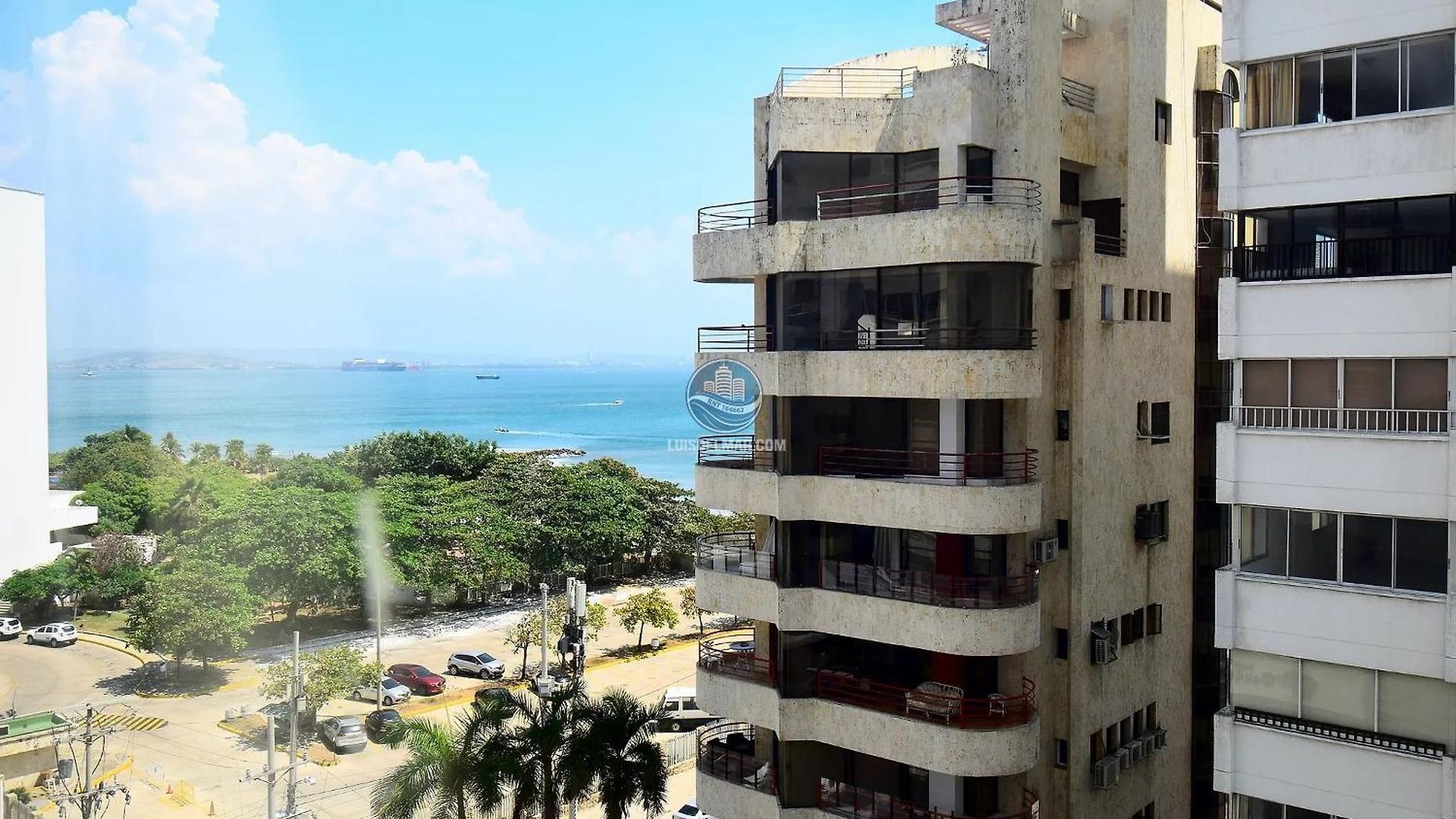 Luis Del Mar - Edificio Nuevo Conquistador
