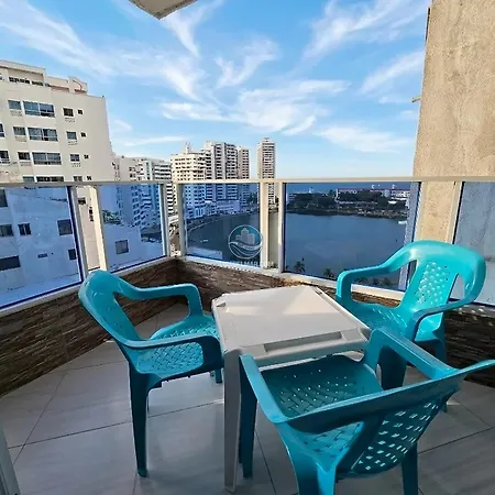 Luis Del Mar - Edificio Nuevo Conquistador Apartamento