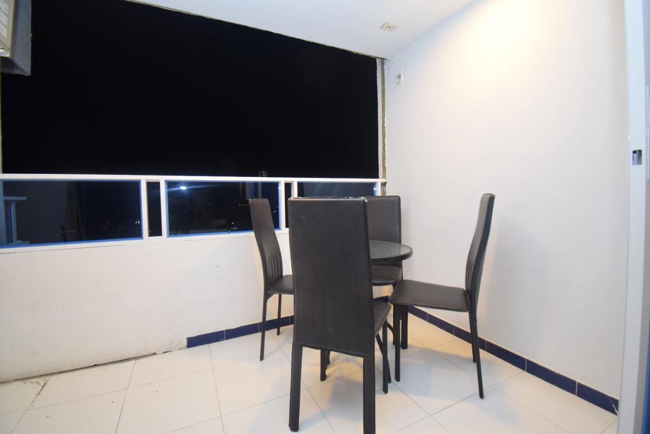 Apartamento Luis Del Mar - Edificio Nuevo Conquistador *