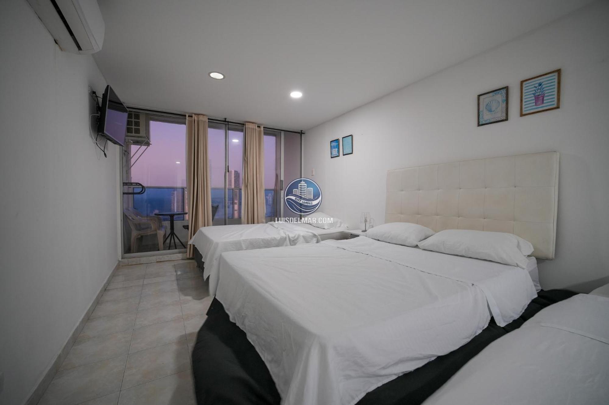 Luis Del Mar - Edificio Nuevo Conquistador Apartamento