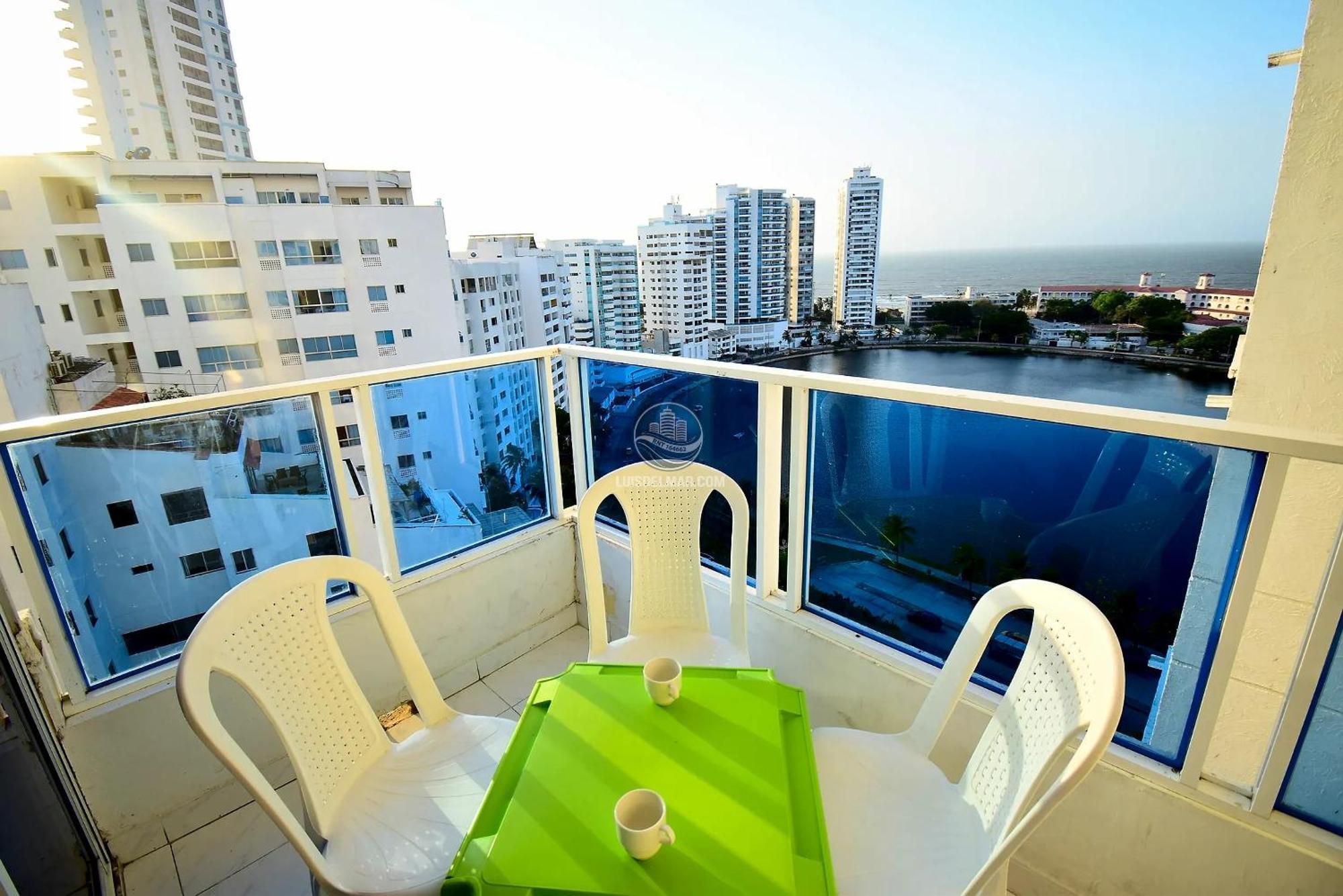 Luis Del Mar - Edificio Nuevo Conquistador